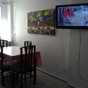 Apto Bem Localizado Apartamento