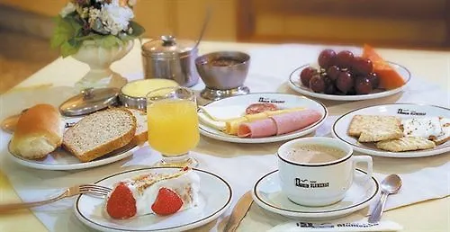 ***  Hotel Blumenau - Balneário Camboriú البرازيل